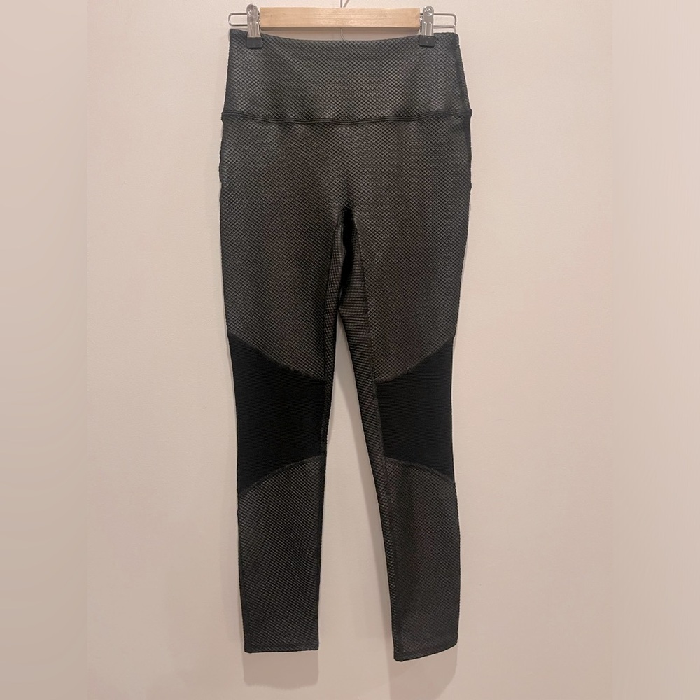 ONA Textured Moto Black Leggings size M EUC